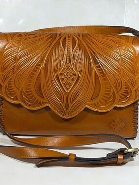 Patricia Nash Santillana Flap
Burnished Leather Tooled Whipstich Crossbody Bag